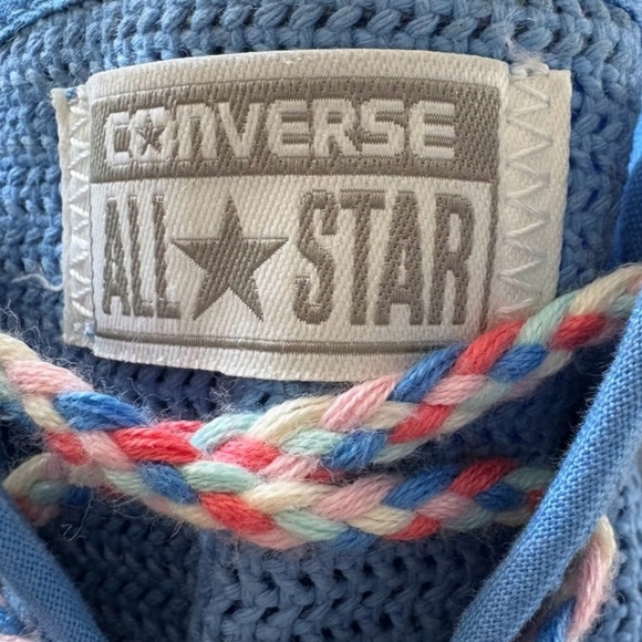 Converse Chuck Taylor Dainty
Low Malt Blue Sneakers 1990s
Women's Size 7
So Cute - Picture 4 of 9